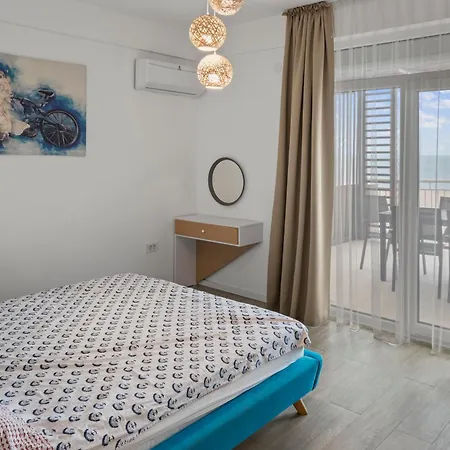 Penthouse With Seaview Private And Parking Apartment *