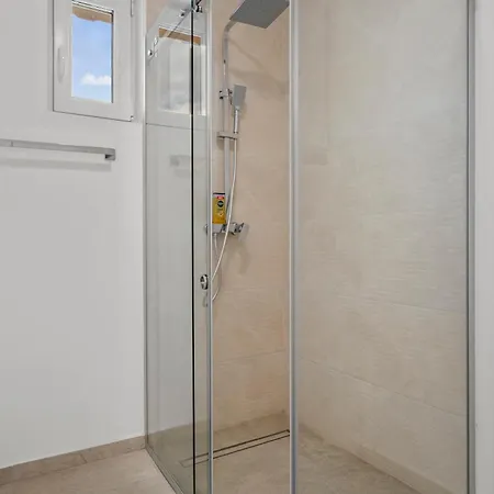 Appartement Penthouse With Seaview Private And Parking *