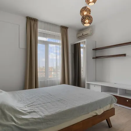 Penthouse With Seaview Private And Parking Appartement *